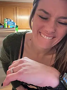 LadyLena1 online show from 16, 2, 2025