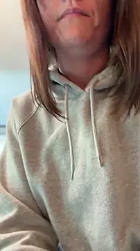 LadyLena1 online show from 7, 4, 2026