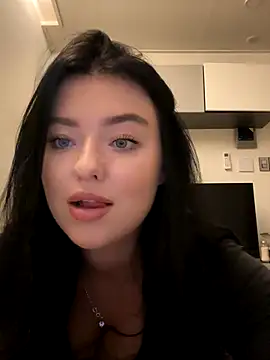 Snapshot of Angela_Fosterr chatting on 18, 10, 2025 Angela Fosterr online show from 18, 10, 2025