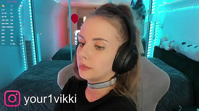 Vikki Cheese online show from 2, 3, 2025