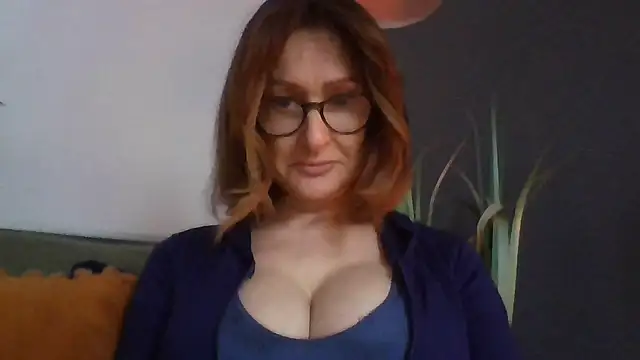 Princessviaa online show from 12, 2, 2026