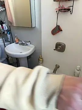 demonslayerr999 online show from 13, 1, 2025