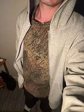 demonslayerr999 online show from 27, 1, 2025