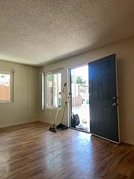 demonslayerr999 online show from 16, 9, 2025