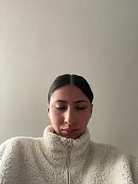 Ameellie online show from 10, 4, 2026