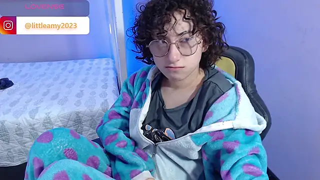 little  amy  online show from 22, 1, 2025