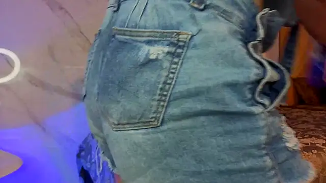 CandyQueenGold online show from 7, 4, 2026