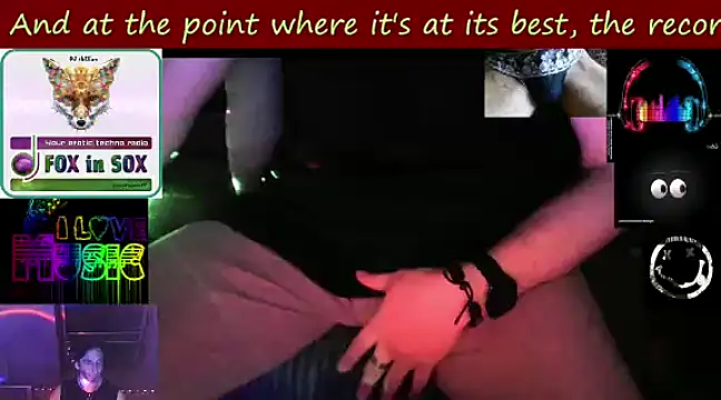 RevilO1180 online show from 8, 2, 2025