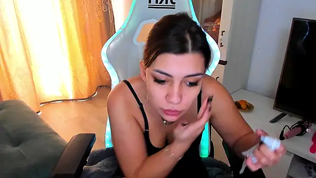 EveEvian online show from 21, 2, 2025