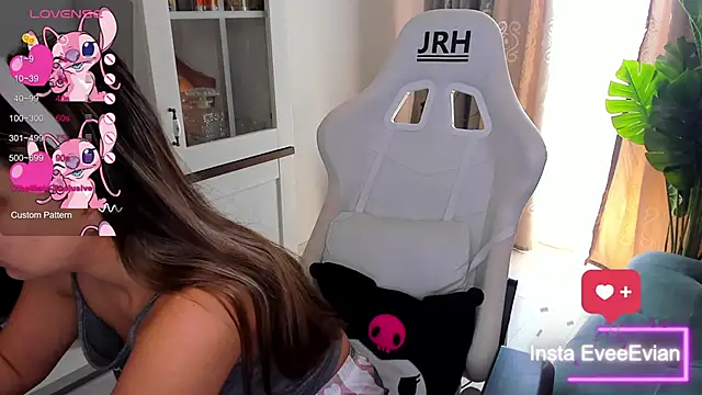 EveEvian online show from 10, 3, 2025