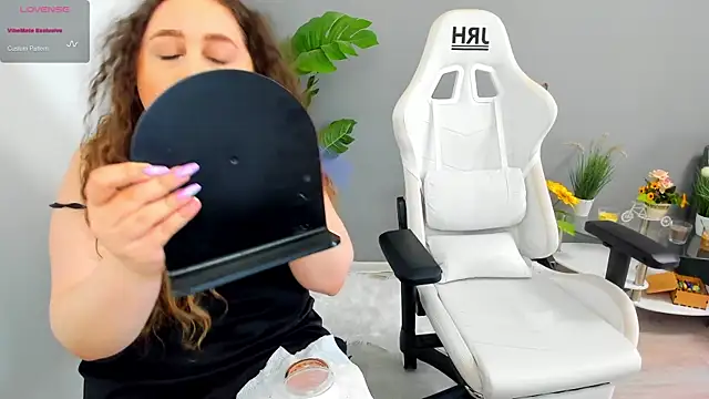 EveEvian online show from 31, 5, 2026