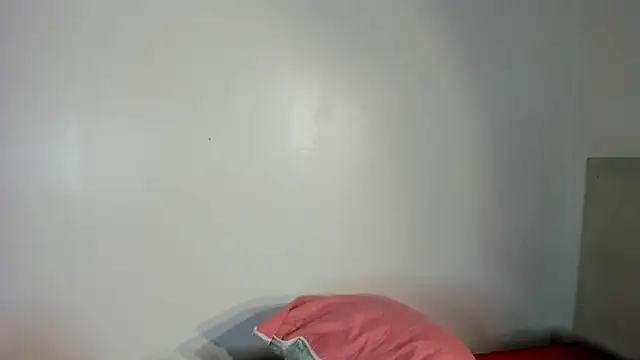 Cloe Leee online show from 15, 3, 2025