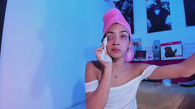 Alahia Rodriguez online show from 22, 3, 2025