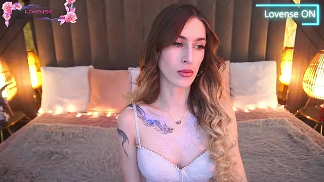 Sexy Lava online show from 4, 2, 2025