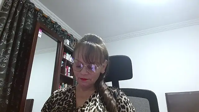 asleycavta online show from 6, 1, 2026