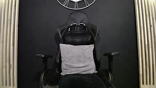 Maxxxpowerful online show from 8, 2, 2025