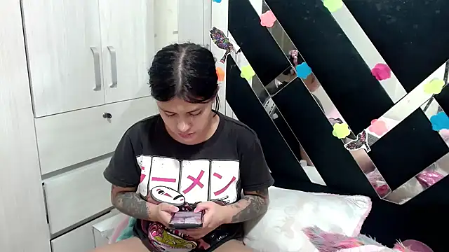 katery wok11 online show from 4, 11, 2025