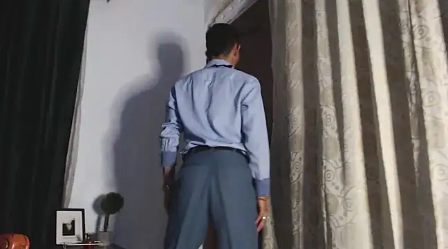 Snapshot of HomeAloneK chatting on 10, 2, 2025 HomeAloneK online show from 10, 2, 2025