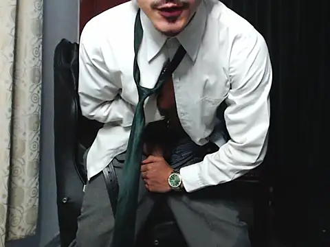 Snapshot of HomeAloneK chatting on 12, 9, 2025 HomeAloneK online show from 12, 9, 2025