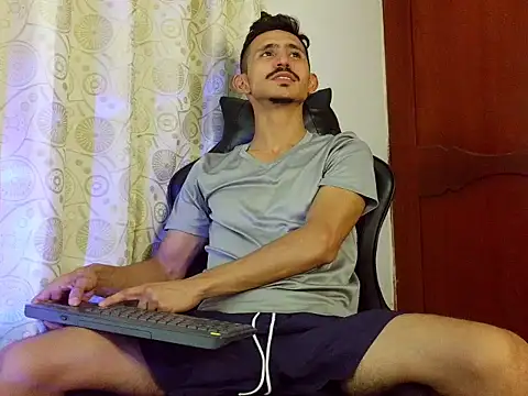 HomeAloneK online show from 27, 4, 2026