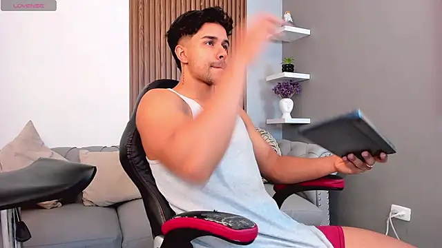 liam collins21 online show from 5, 3, 2025