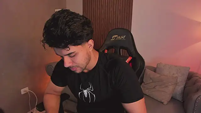 liam collins21 online show from 15, 2, 2026