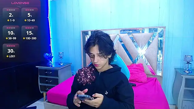 alex 477 online show from 2, 4, 2026