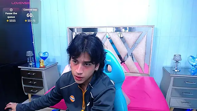 Snapshot of alex_477 chatting on 20, 7, 2026 alex 477 online show from 20, 7, 2026