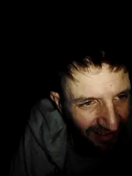 Nawtyslaveteen online show from 5, 4, 2026