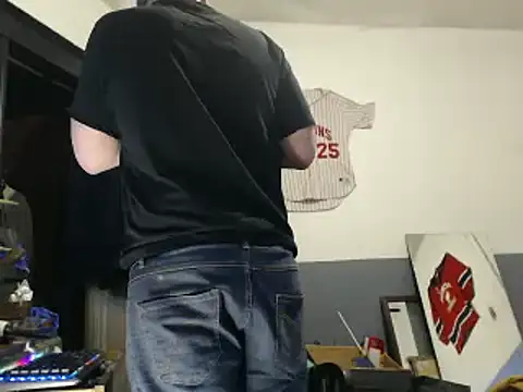 Snapshot of sledge901 chatting on 18, 2, 2025 sledge901 online show from 18, 2, 2025