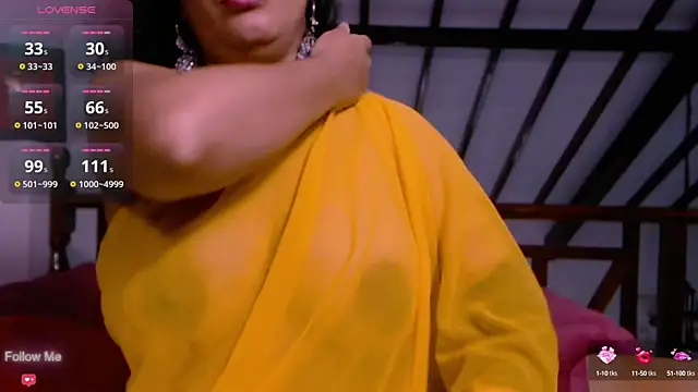 Snapshot of Ruvi_Queen chatting on 15, 10, 2025 Ruvi Queen online show from 15, 10, 2025