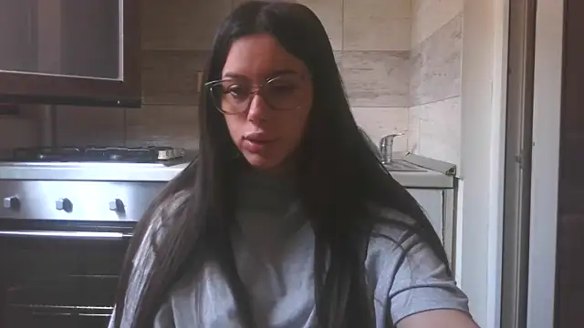LovelyJulliette online show from 11, 5, 2026