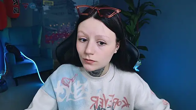 Snapshot of VeliraBraitberg chatting on 5, 12, 2024 VeliraBraitberg online show from 5, 12, 2024