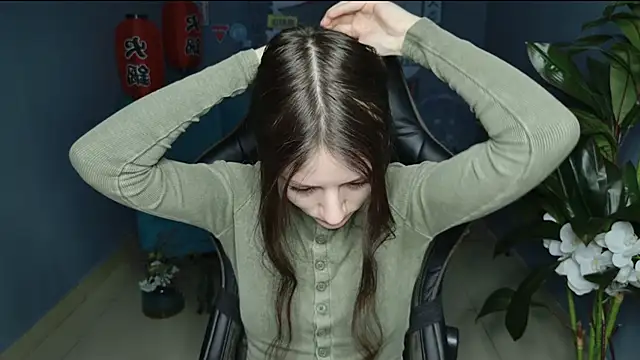 Snapshot of VeliraBraitberg chatting on 7, 2, 2025 VeliraBraitberg online show from 7, 2, 2025