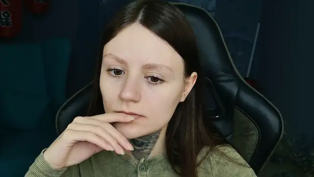 Snapshot of VeliraBraitberg chatting on 6, 3, 2025 VeliraBraitberg online show from 6, 3, 2025