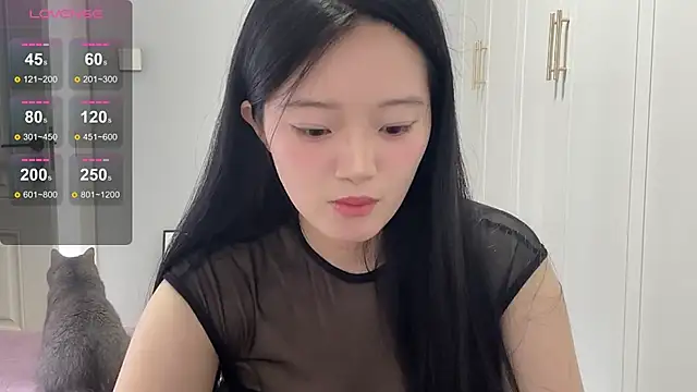 rose-u online show from 3, 10, 2025