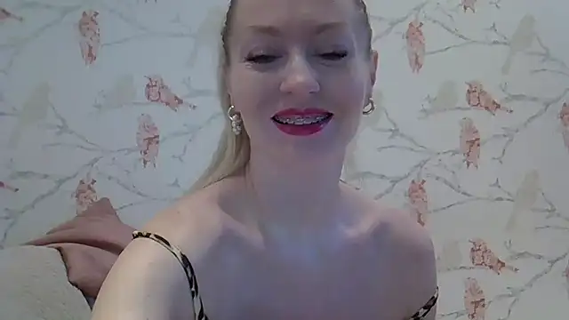 ZarinaSwift online show from 15, 1, 2025