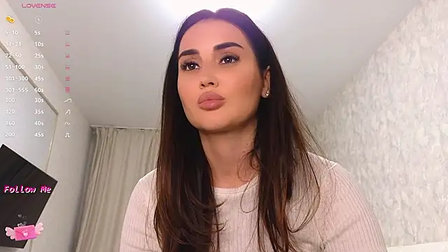 LaraSkinny online show from 13, 2, 2026