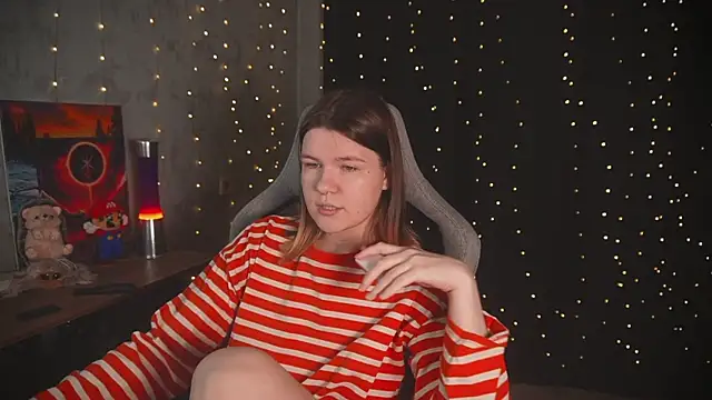 cuteamberlyyy online show from 8, 11, 2025