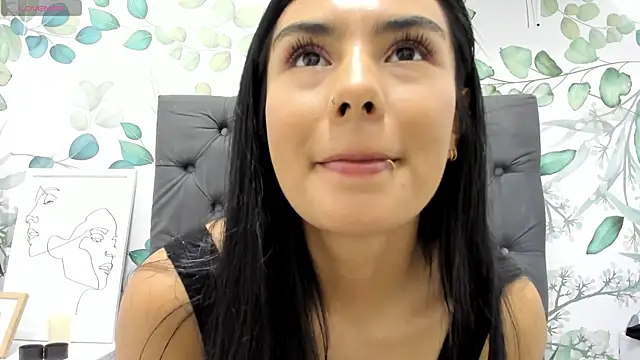 atilanadiaz7 online show from 17, 1, 2025