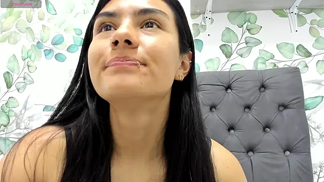 atilanadiaz7 online show from 27, 1, 2025