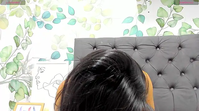 atilanadiaz7 online show from 25, 2, 2025