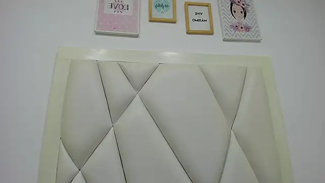 atilanadiaz7 online show from 2, 2, 2026