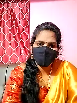 melina214 online show from 1, 1, 2025