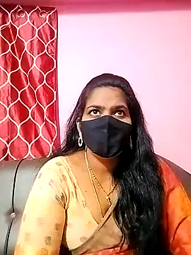 melina214 online show from 4, 1, 2025