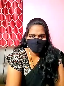 melina214 online show from 10, 1, 2025