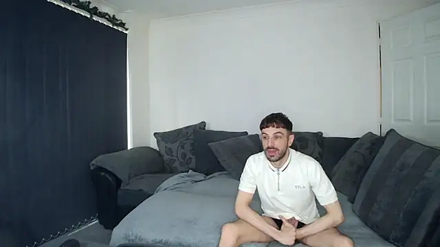 twotwinkhusbandss online show from 13, 12, 2024