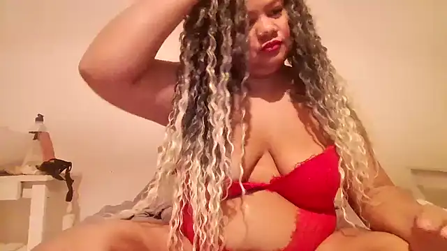 Carlabrasileira online show from 8, 10, 2025