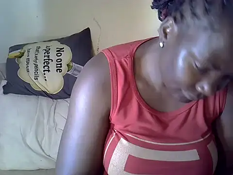 Sweetreena online show from 3, 12, 2025