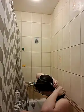 Sakura Green online show from 5, 12, 2024